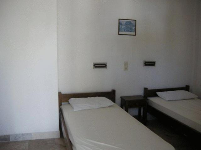 Efrosyni Apartments Agia Marina  Екстер'єр фото