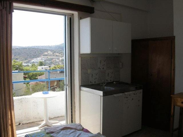Efrosyni Apartments Agia Marina  Екстер'єр фото